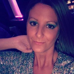 Meet your Posher, Mae